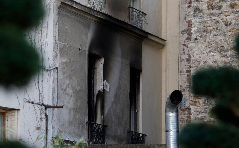 Três pessoas morrem e oito ficam feridas em incêndio em edifício residencial ao norte de Paris