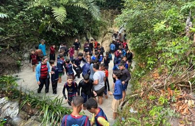 Alunos da Escolinha Semel de Campo Alegre participam de Trilha Ecológica e Passeio Ciclístico no Circuito de Verão