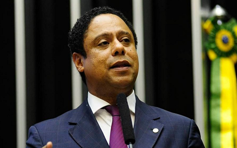 Orlando Silva do PCdoB é chamado por Covas para discutir pauta antirracista