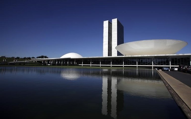 Governadores prometem obras e dizem priorizar aliança com novo governo Lula