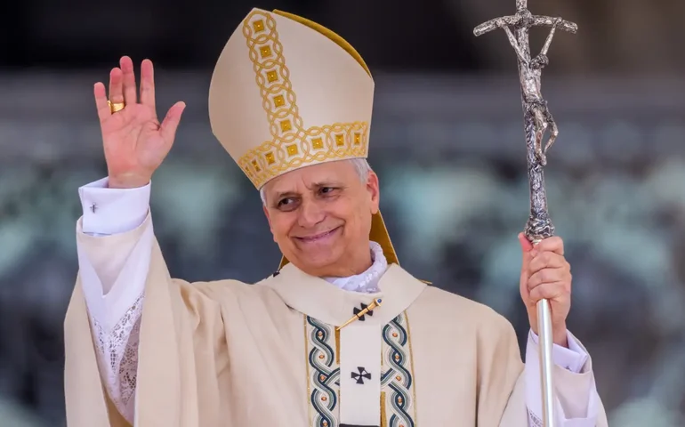 Papa leão XIV pede paz no Oriente Médio e alerta para tragédia humanitária em Gaza