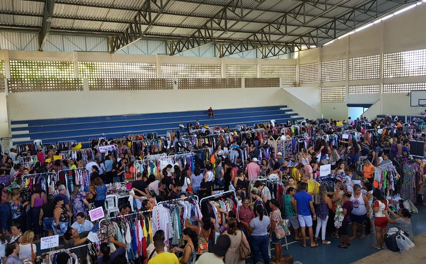 Grupo Pata Amada participa do último Bazar Chique do ano