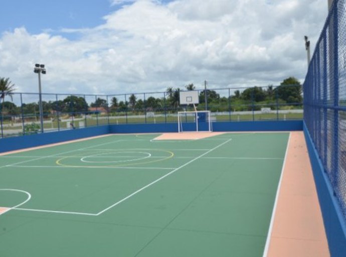 Coruripe: prefeito inaugura quadra no povoado Conceição nesta quinta-feira