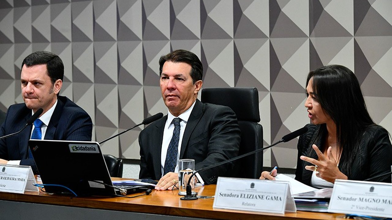 Eliziane contesta Torres sobre 'minuta do golpe': não era para descarte