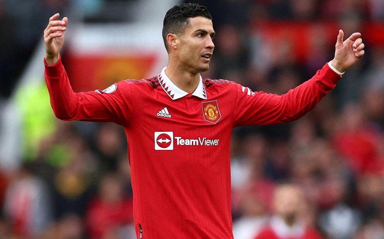 Como Cristiano Ronaldo passou de melhor do mundo a reserva de luxo no United