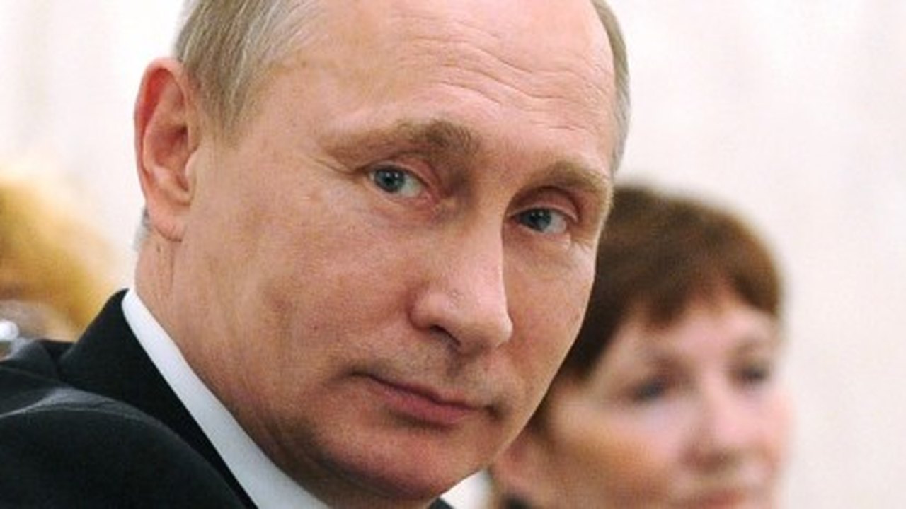 Pela primeira vez, Valdimir Putin admite que plano de anexar a Crimeia começou um mês antes do referendo
