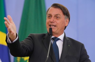 ALE aprova parecer que concede título de cidadão alagoano a Jair Bolsonaro