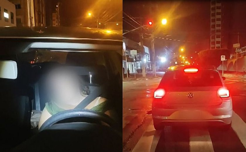 Motorista dorme com o parado na faixa de pedestres na Ponta Verde