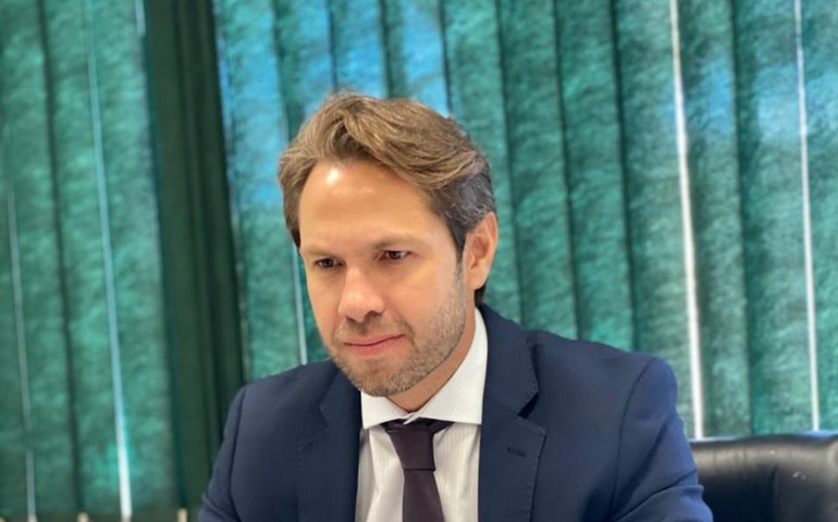 Projeto de Pedro Vilela que beneficia microempreendedoras começa a ser analisado por comissões