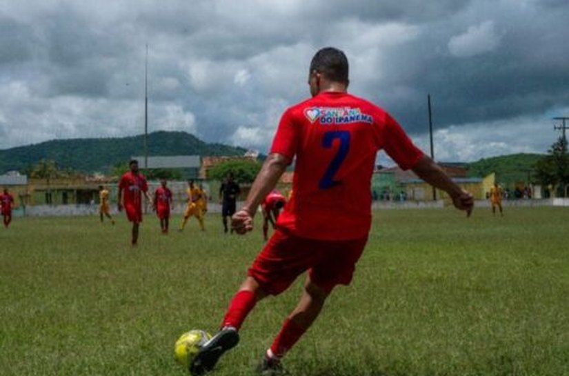 Prefeitura de Santana abre o Campeonato Municipal de Futebol de Campo 2022