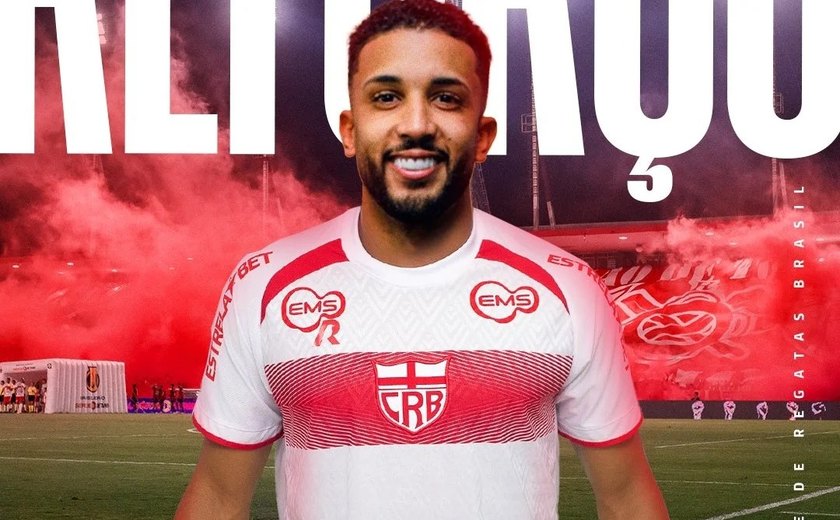 CRB anuncia acerto com lateral que jogou pelo Flamengo e tem passagens pela Seleção Brasileira