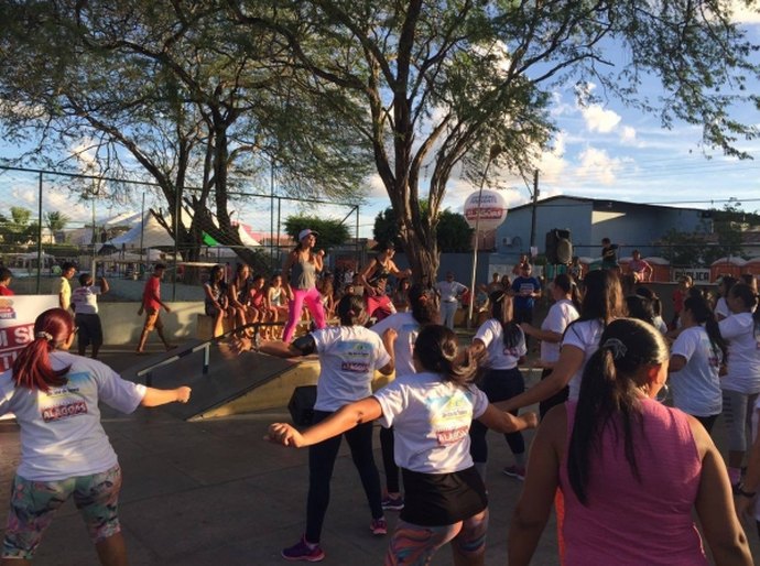 Projeto que leva esporte e saúde às praças chega a Ponta Grossa