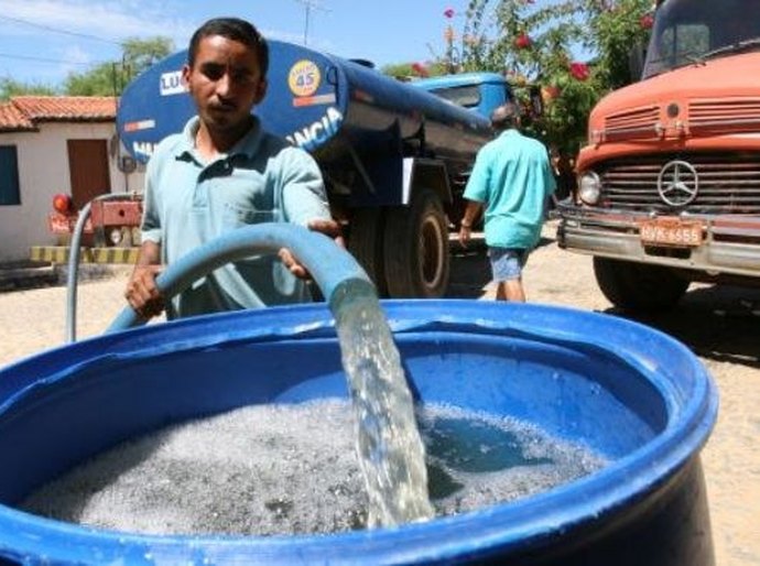 Estado inicia operação que beneficiará cidades em estado de emergência