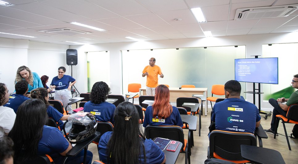 curso_jovem_tech_foto_obara_comunicacao_260525-scaled / Foto: Foto: Obará Comunicação Integrada