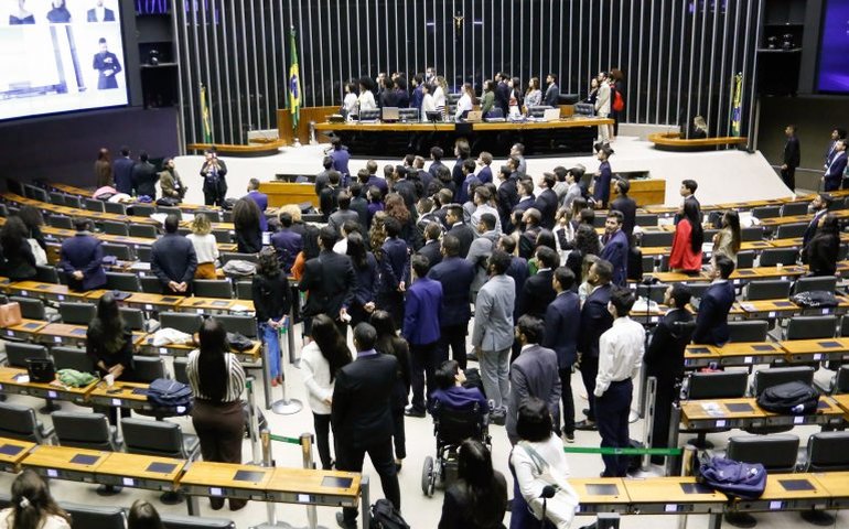 Deputados podem votar 2º projeto de regulamentação da tributária