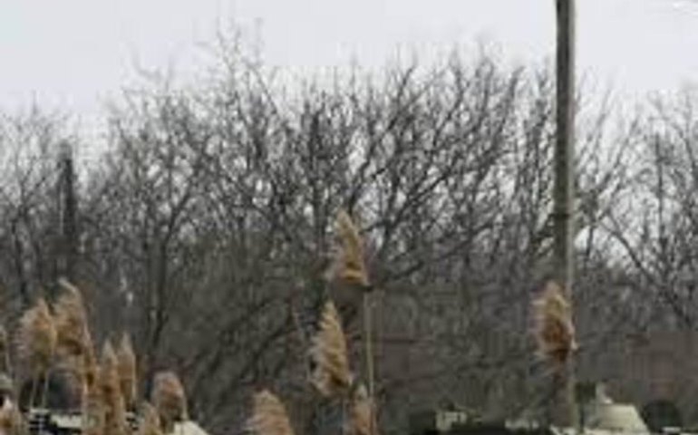 Tropas russas avançam e chegam aos arredores de Kiev