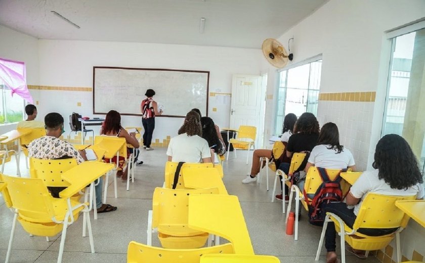 Aulas das escolas municipais de Penedo voltam no próximo dia 04 de julho de forma presencial