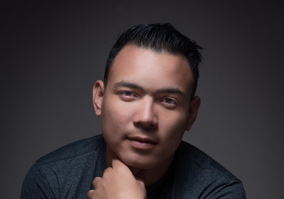 Explorando fronteiras musicais: Ryan Vasquez, o cantor venezuelano que conquista o Brasil
