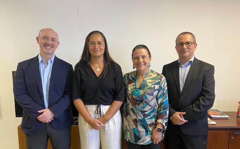 Secretária Lucinha Mota recebe representantes do BID