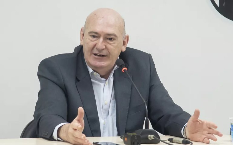 Presidente do Santos vai comandar futebol do clube até o fim do ano