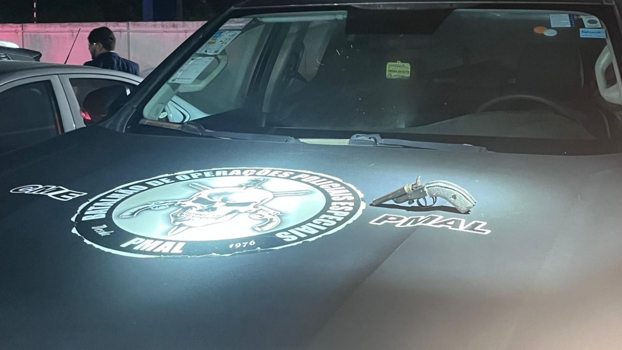Polícia Militar apreende armas e drogas em três bairros de Maceió