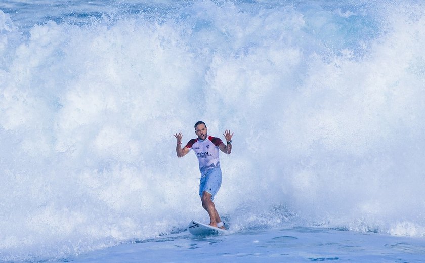 Caio Ibelli é eliminado na semifinal e vê carrasco ser campeão em Sunset Beach