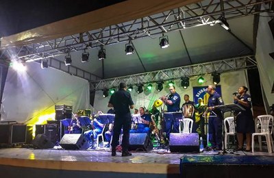 Fligraça: veja como foi a noite de abertura do evento literário