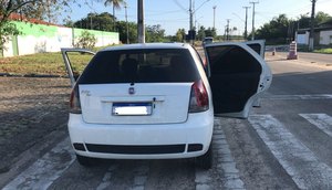 Após roubo de carro, quatro suspeitos passam por barreira policial e acabam presos em Sergipe