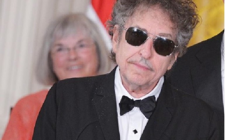Bob Dylan analisa canções históricas em novo livro