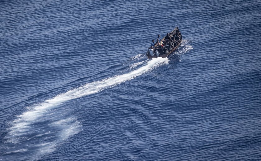 Ilha de Lampedusa duplica população após Itália receber recorde de 5 mil migrantes em um dia