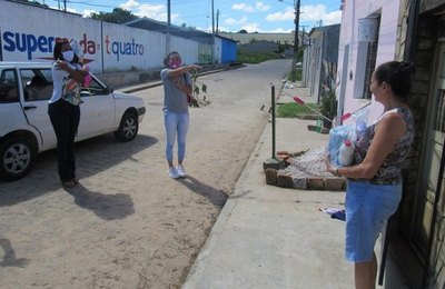 Semdesh Penedo distribui kits de higiene em combate ao Covid-19, para assistidos do SCFV