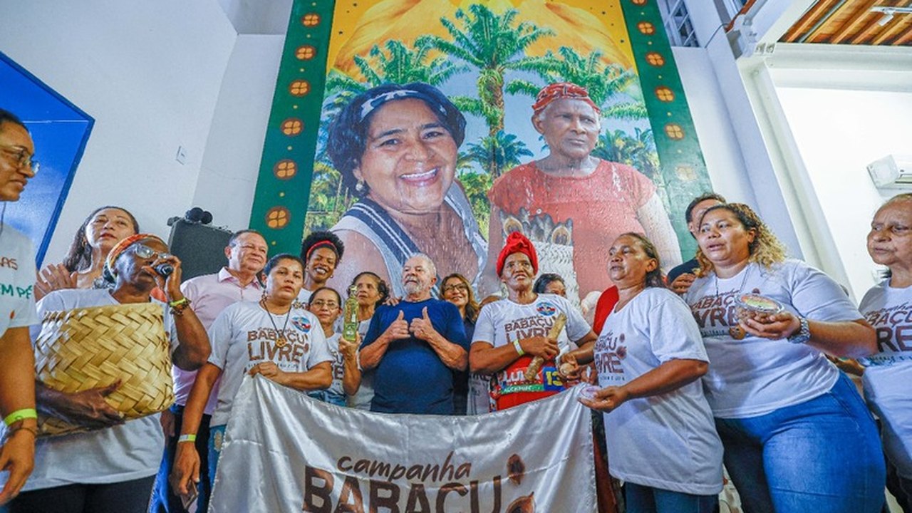 Lula defende fortalecimento de cooperativas de crédito e produção
