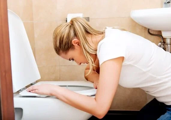 Nutricionista ensina como evitar intoxicação alimentar nas férias