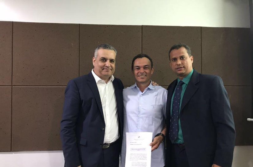 Prefeitura de Anadia assina TAC com o MPE e encerrará atividades do lixão