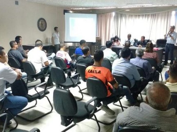 Selaj capacita gestores dos programas Na Base do Esporte e Bolsa