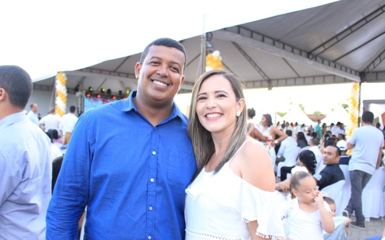 Casamento coletivo une quase 250 casais em cerimônia do Jacintinho