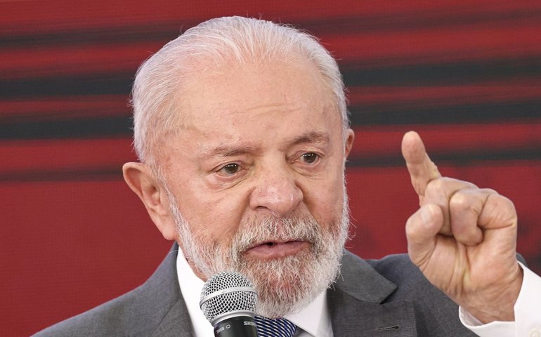 Lula assina MP que prevê apoio financeiro a produtores rurais gaúchos