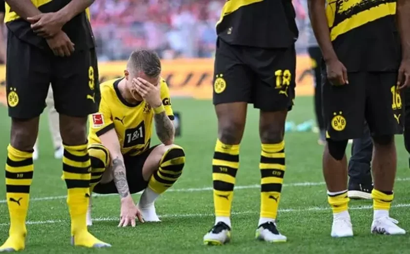 Borussia Dortmund cumpre tabela no Alemão e perde de 3 a 0 do Mainz