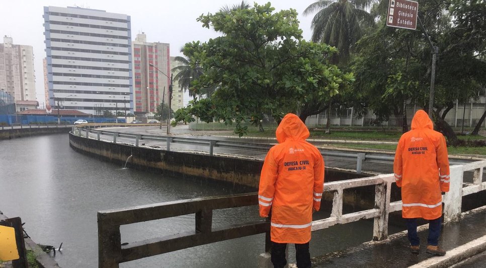 DEFESA CIVIL CHUVA ARACAJU