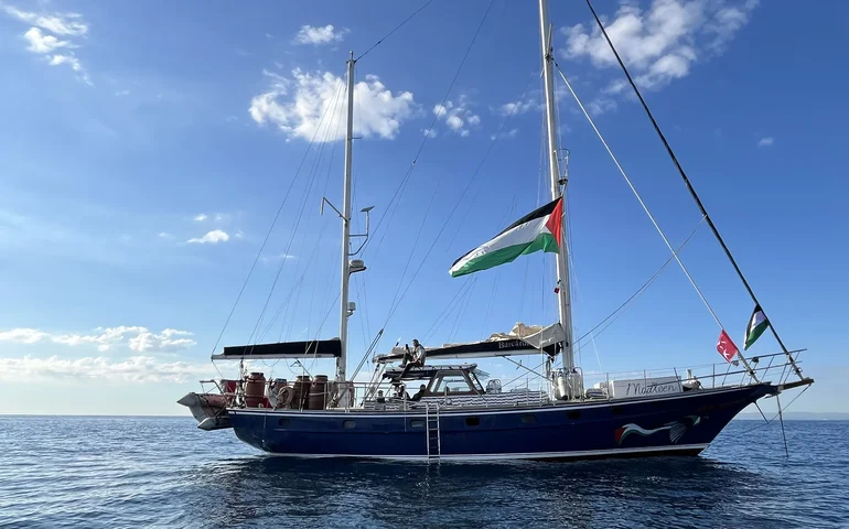 Ataques israelenses em águas europeias a Global Sumud Flotilla deixam 22 embarcações civis e mais de 180 pessoas desaparecidas