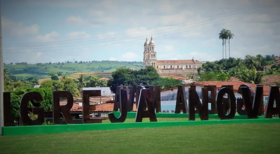 briga-entre-alunos-termina-com-apreensao-de-canive-00888681-435a7b328d6e12c70d053fa2eb824857-7