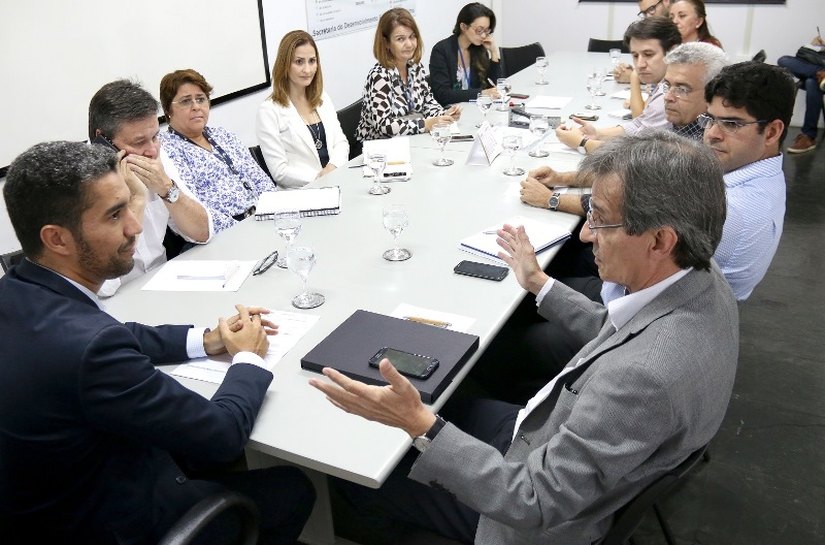 Sebrae e Sedetur alinham projetos que estimulam formalização de empresas