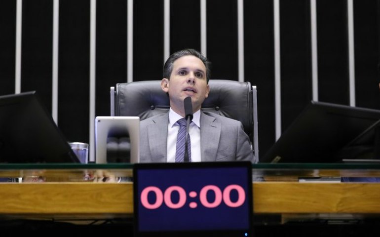Câmara aprova e promulga resolução que amplia poderes da Polícia Legislativa