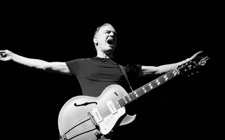 Bryan Adams anuncia quatro shows pelo Brasil