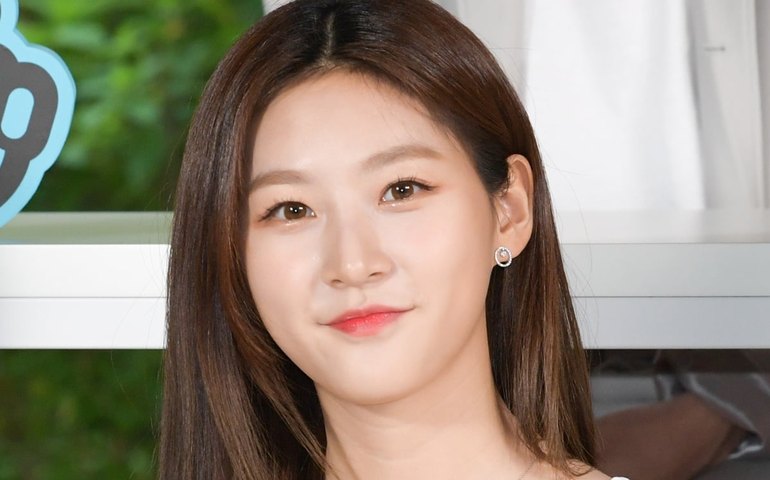 Atriz sul-coreana que morreu aos 24 anos tinha dívida milionária com empresa