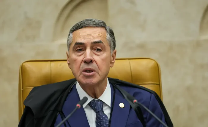 O ministro saiu antecipadamente aos 67 anos O ministro saiu antecipadamente aos 67 anos