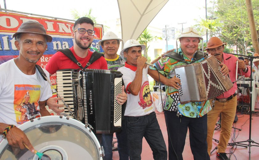 Concha acústica em Arapiraca receberá nome do sanfoneiro e poeta Afrísio Acácio