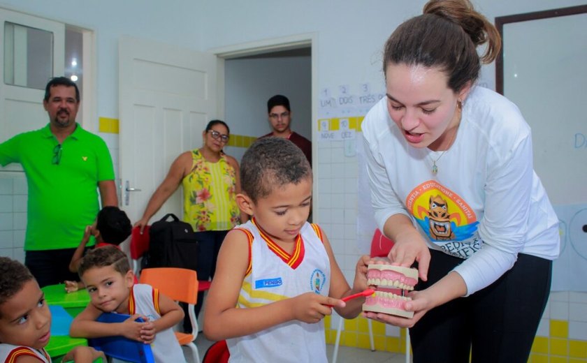 Prefeitura de Penedo e Expedição Científica promovem ações de saúde e educação
