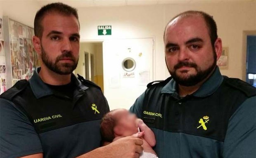 Mãe de bebê encontrado em lixeira é detida em Madri