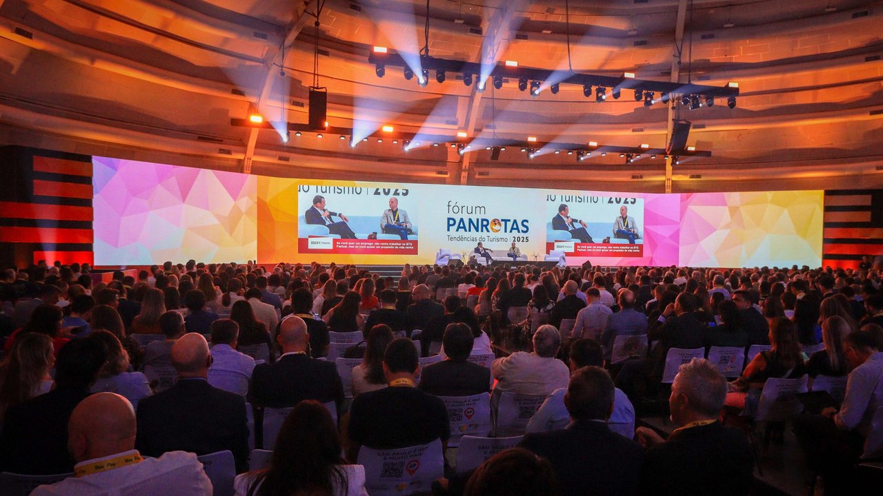 Setur leva Destino Alagoas ao Fórum Panrotas 2025